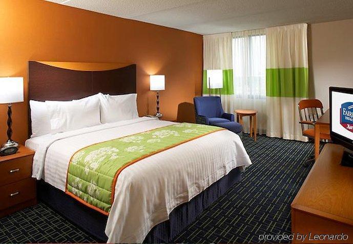 Fairfield Inn & Suites By Marriott Cleveland Beachwood Pokoj fotografie